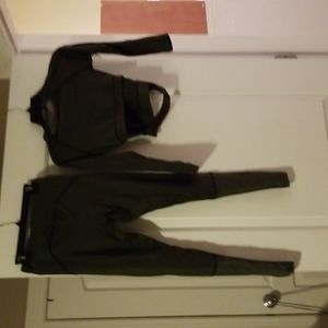 2 piece athletic outfit